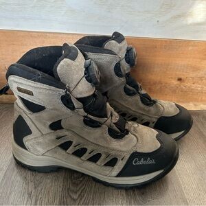 Cabela's Dry Plus Thinsulate Winter insulted Hiking Boot women's 9.5 BOA laces